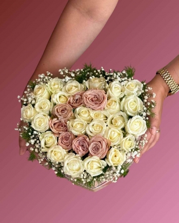 ÖZEL HARFE GÖRE KUTUDA GÜL