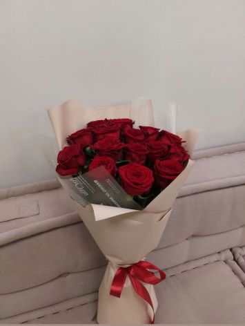 21 Kırmızı Gül Buketi