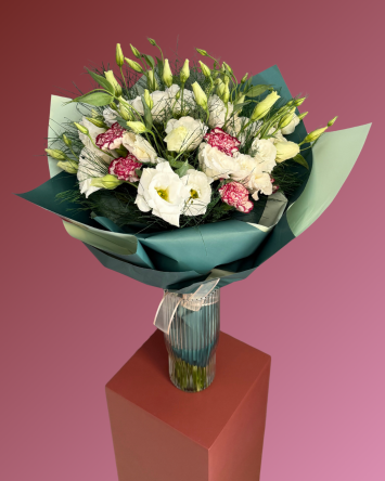 Lisyantus ve karanfil 